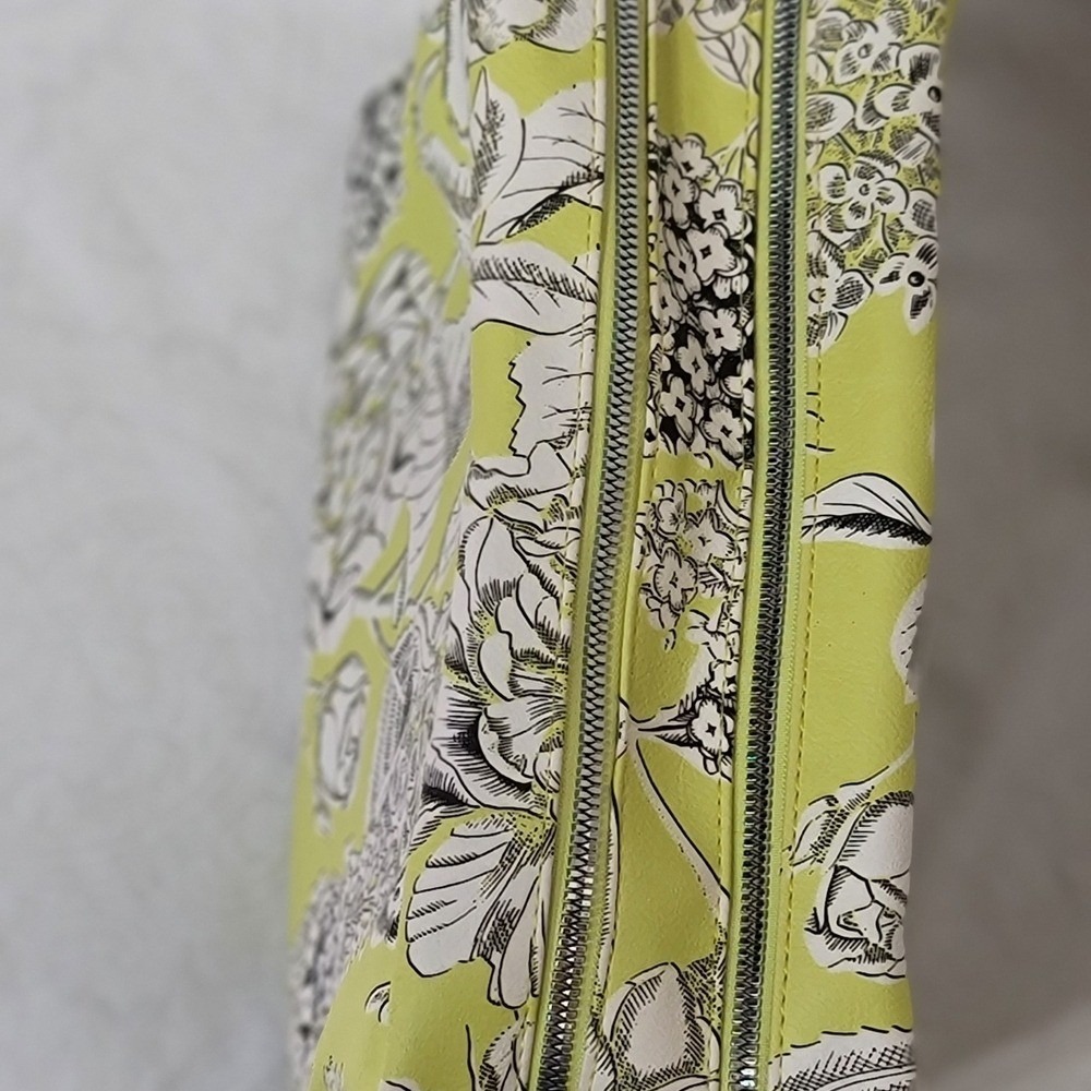 Betsey Johnson Women's Floral Greenish Yellow Bag - Picture 4 of 7